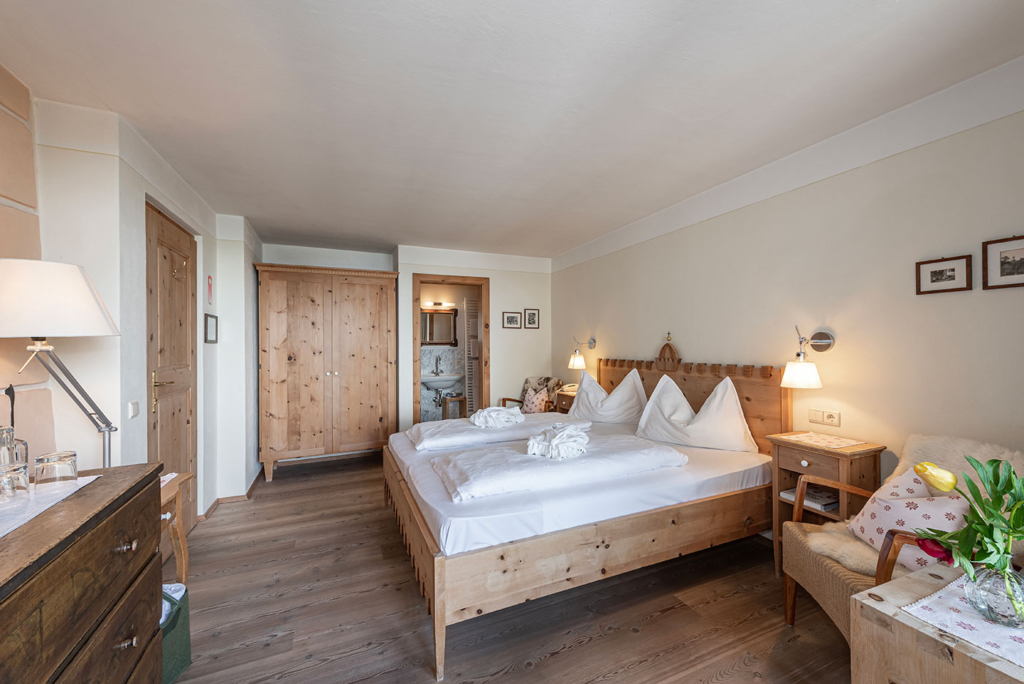 Doppelzimmer Komfort 02