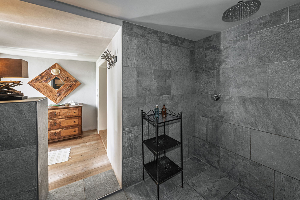 Hotel Suedtirol Wellnessbereich 05