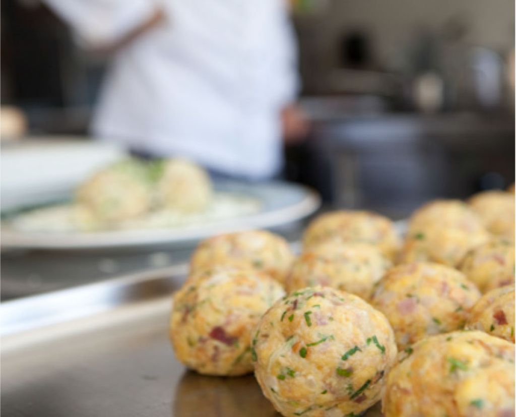 Knoedel Suedtirol 04